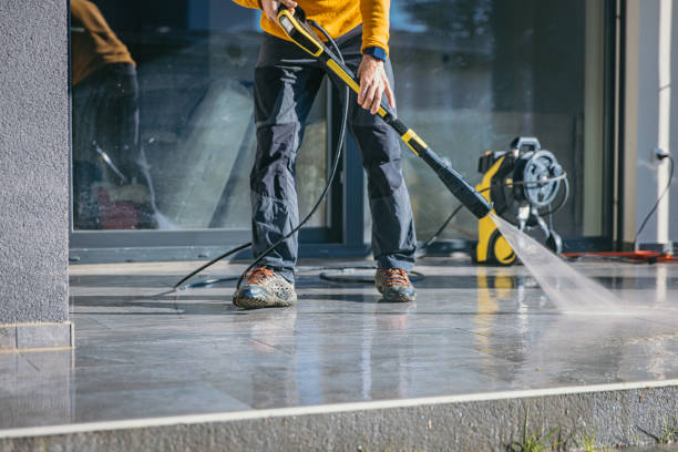 Playground Equipment Cleaning in Brookfield, WI