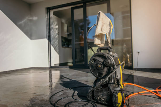 Best Rust Removal  in Brookfield, WI